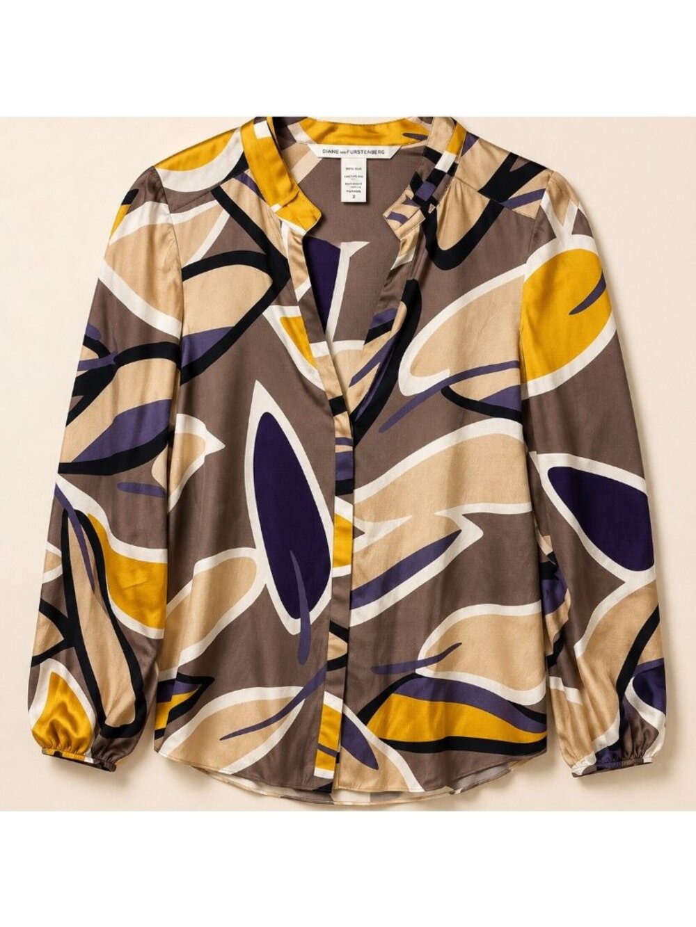 Diane Von Furstenberg Abstract Print Silk Blouse Long Sleeve Button-Front Size S